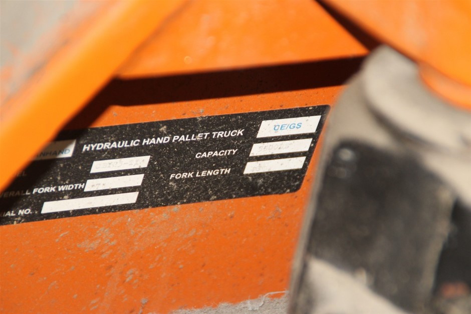 <p>2009 Nissan UD 6 x 4 Prime Mover Truck</p>