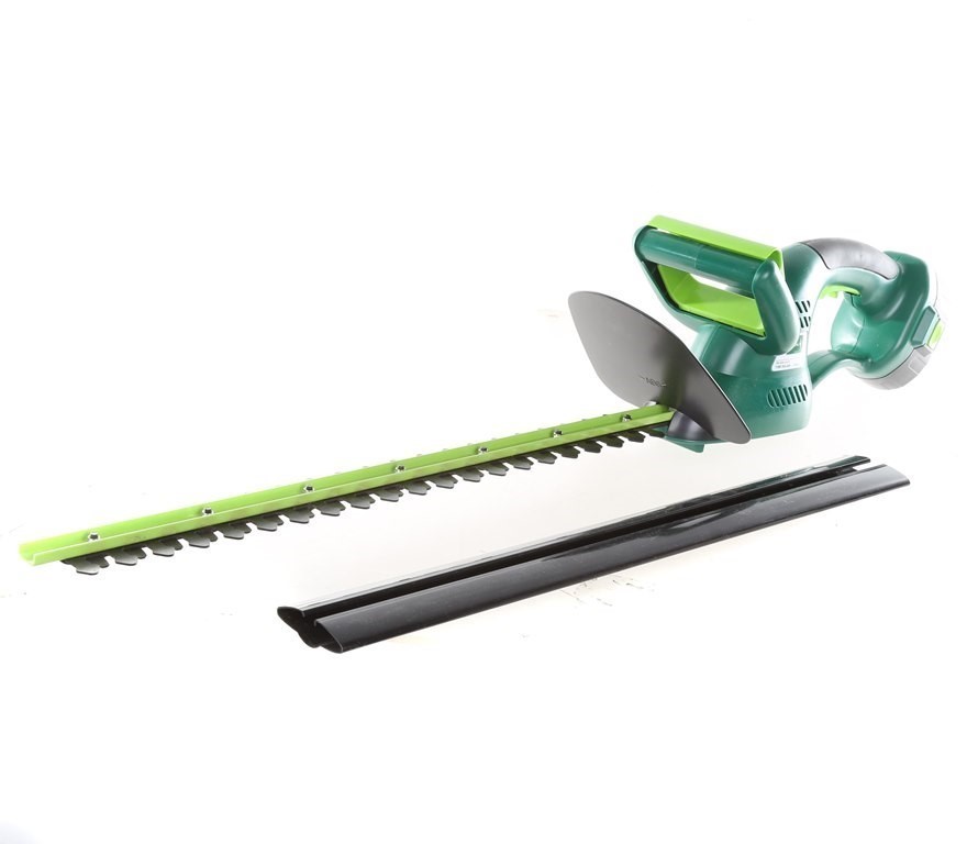 Rhodium Plated 7 Ring Lucky Charm Necklace