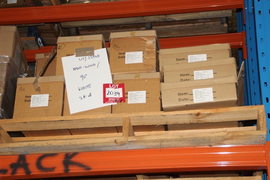 2 x SIGNATURE Men's Performance Short, Size 38, Polyester, Khaki.  Buyers N