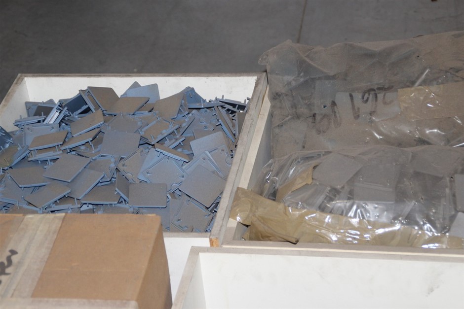 BLUEY School Friends Calypso School Playset 6-8cm posable Figures Playset G