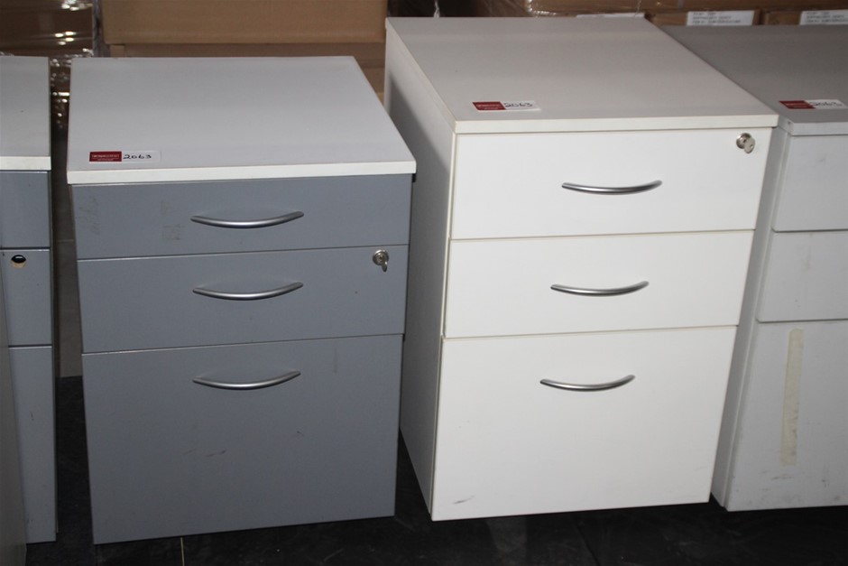 AVARIA 2pk Allura Led Candles.