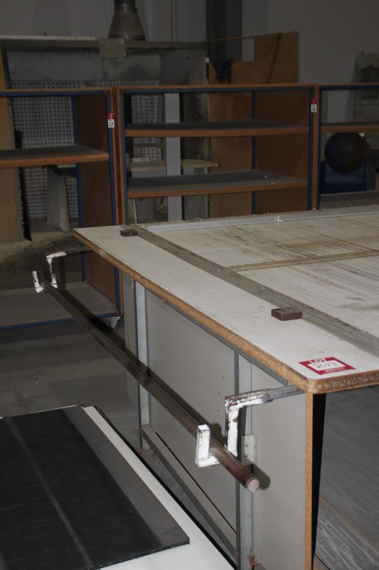 2 x VOREL 200mm Plastic Quick Release Clamps.