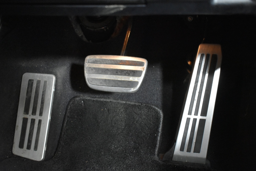 DeWALT 18V 5.0Ah XR Li-Ion Cordless Slide Battery. NB: Minor use & Not in O