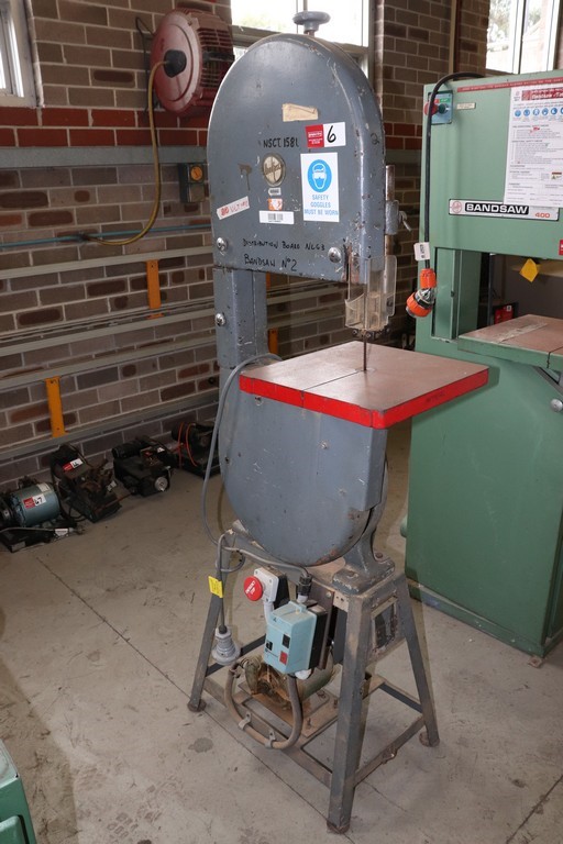 3 x TRAFALGAR 62pc Personal First Aid Kits in Hi-Vis Nylon Zip Case 200 x 1