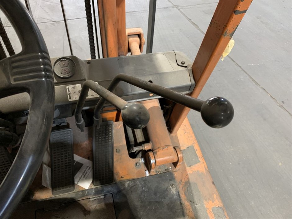 4 Packs Of Cable Ties Each 100pcs, Size: 4.8mm x 380mm.