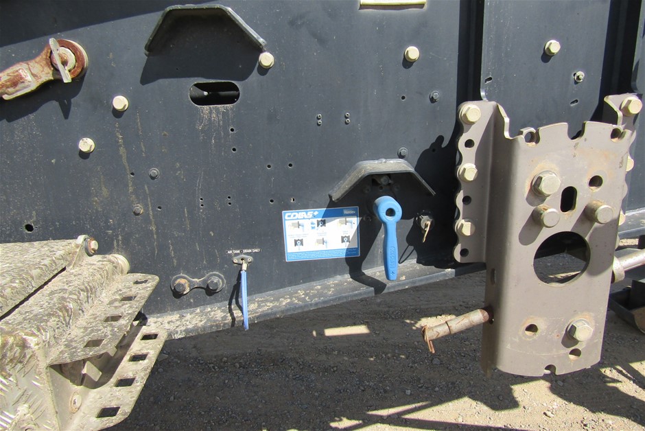 100 Souls Original Rum & 100 Souls Original Spiced Rum (2 x 700mL)