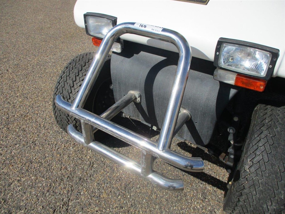 0.20 TCW yellow round various diamonds