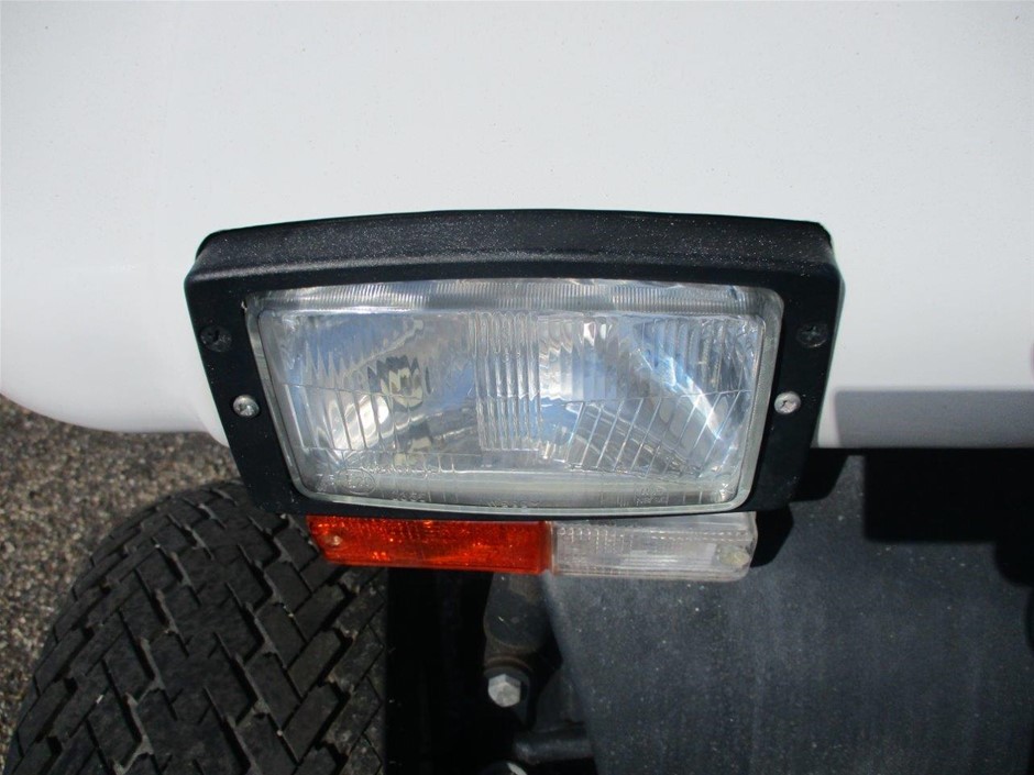 Waterproof  Watch Barrel Shaped Transparent Quartz Watch Popular