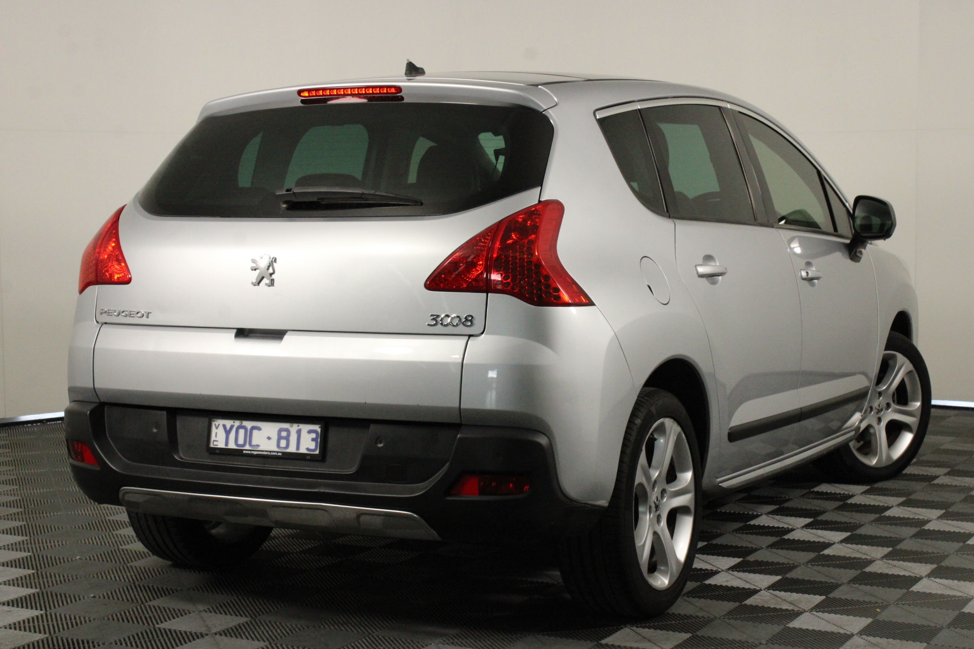 DELL Latitude 3190 2-in-1 Laptop Pentium® N5030 8GBRAM/256GB Black