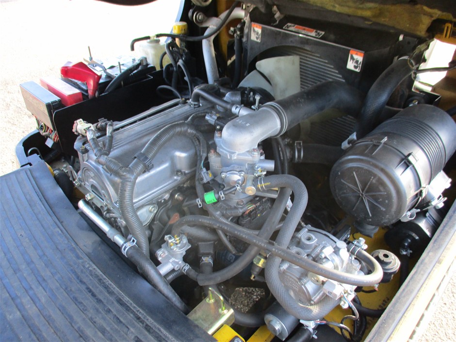 MICROSOFT SURFACE PRO 8 1983