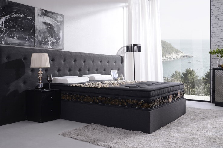 Jules Roy Chardonnay 2023 (6x 750mL), France.