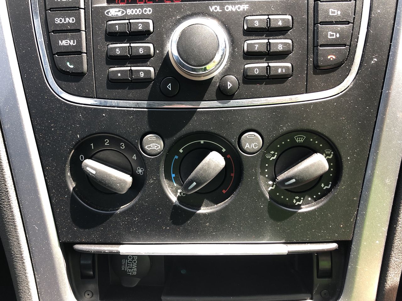 0.16 Carat White 4 round diamonds