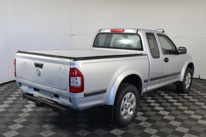 9K YELLOW GOLD 0.45ct F VS MULTI SHAPE LAB DIAMOND RING