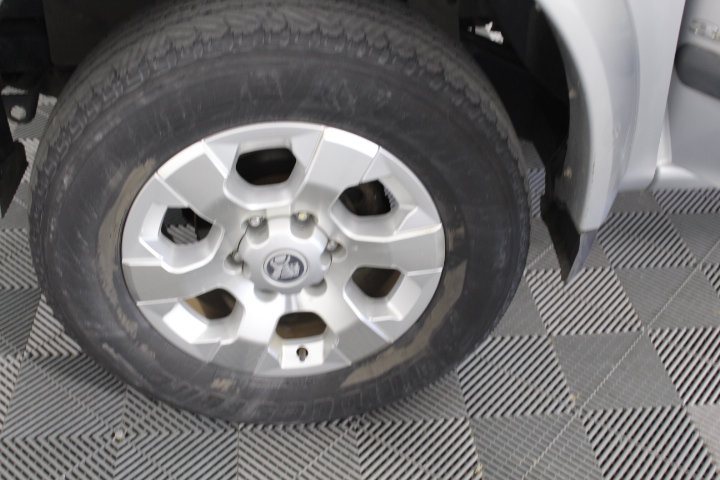 9K WHITE GOLD 0.10ct F VS LAB DIAMOND CROSS STUDS