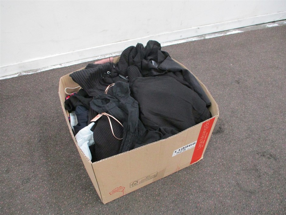 Vial full of Gold Leaf/Flake