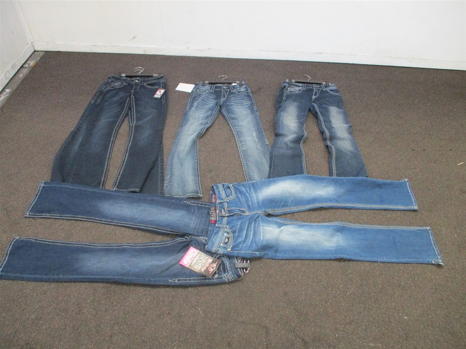 Rolex Day-Date 36 Everose Gold Diamond Bezel Baguette Diamond Dial BxP COA