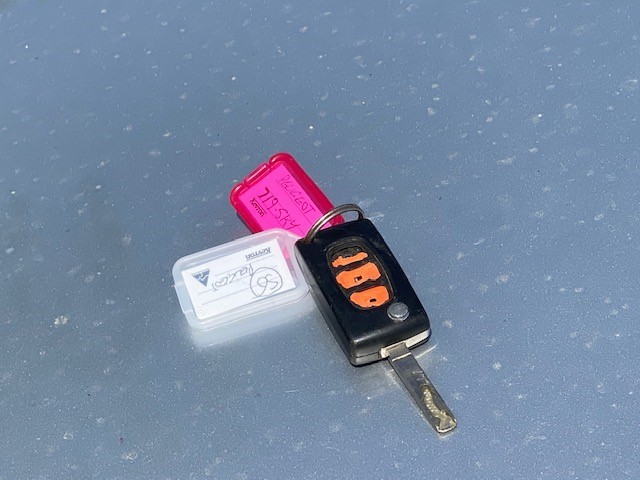 Insulated Slotted Screwdrivers