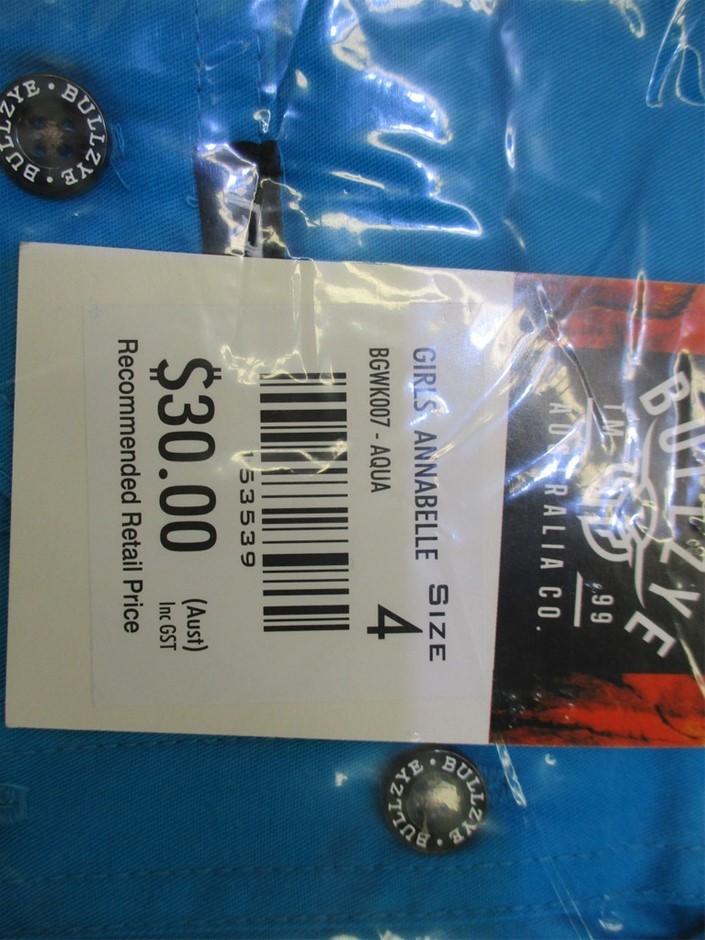 5-6mm White Freshwater, Baroque Pearl Necklace Swarovski® Crystal.