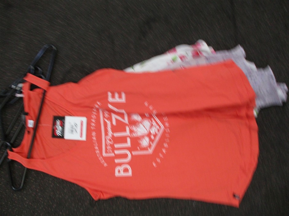 10mm White Pearls with Tiger Eye Gemstone Bracelet