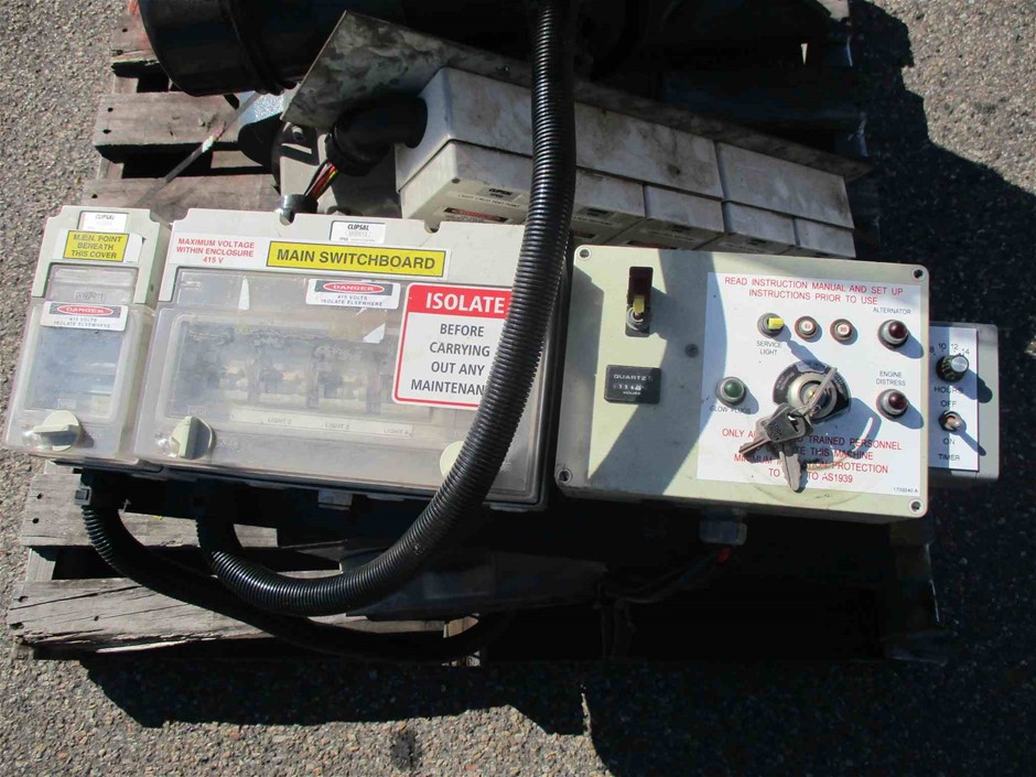 Wolf Blass Red Label Semillon Sauvignon Banc (6x 750mL)