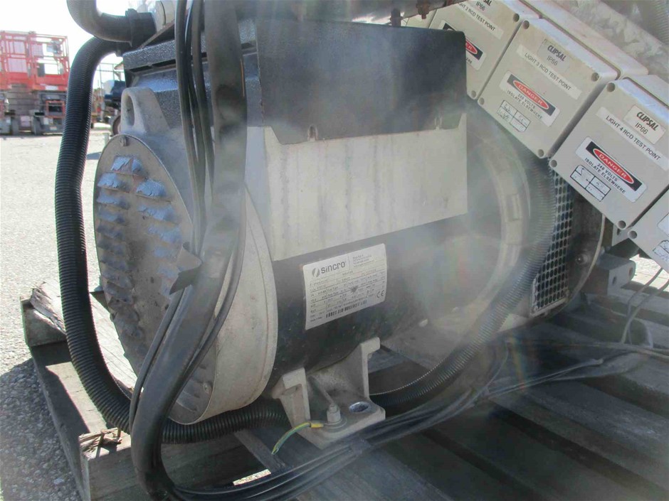 Wolf Blass Red Label Shiraz Grenache (6x 750mL), SEA.