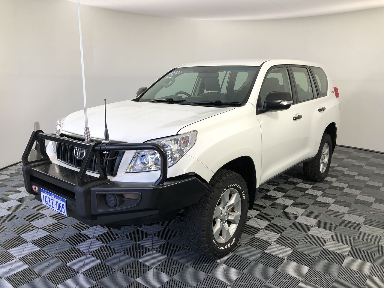 WallyBags 52” Deluxe Fashion Travel Garment Bag, Zebra, 52-inch, 52” Deluxe