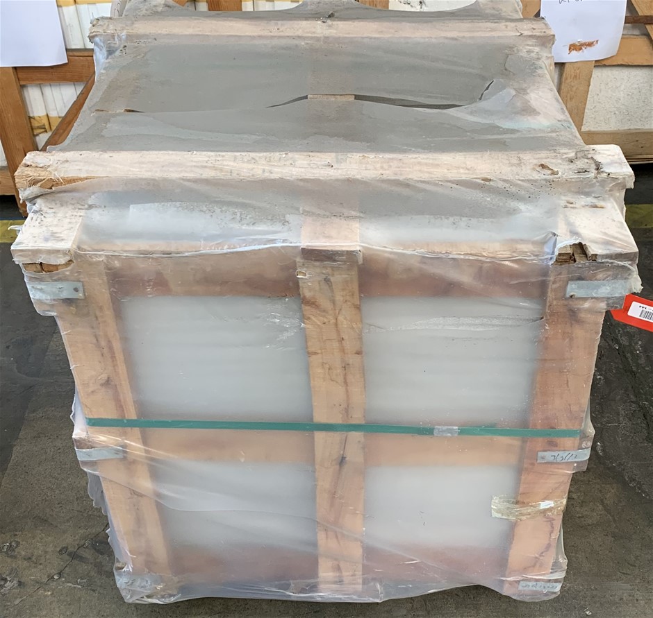 PHILIPS Oscillating Tower Fan 5000 Series, 105 cm, Dark Grey, Model CX5535/