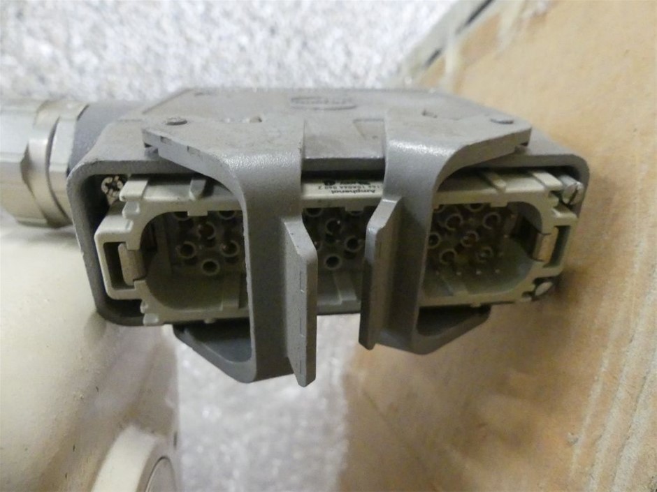 4 x Assorted Baking Products Including NORPOR Nonstick Angel Food Cake Pan,