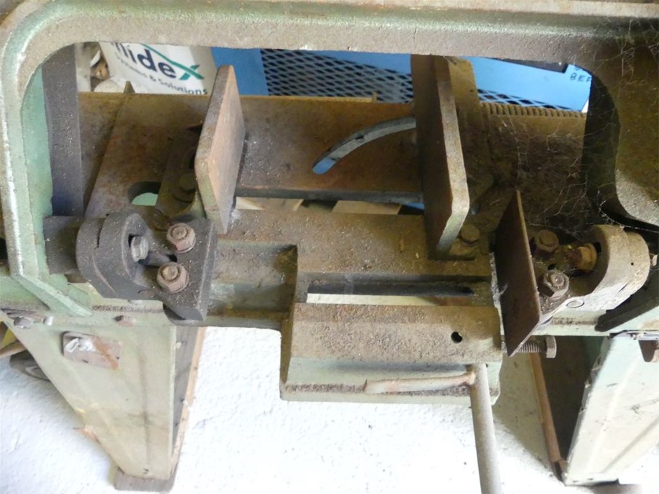 FISHER PRICE Kids Cubby House.