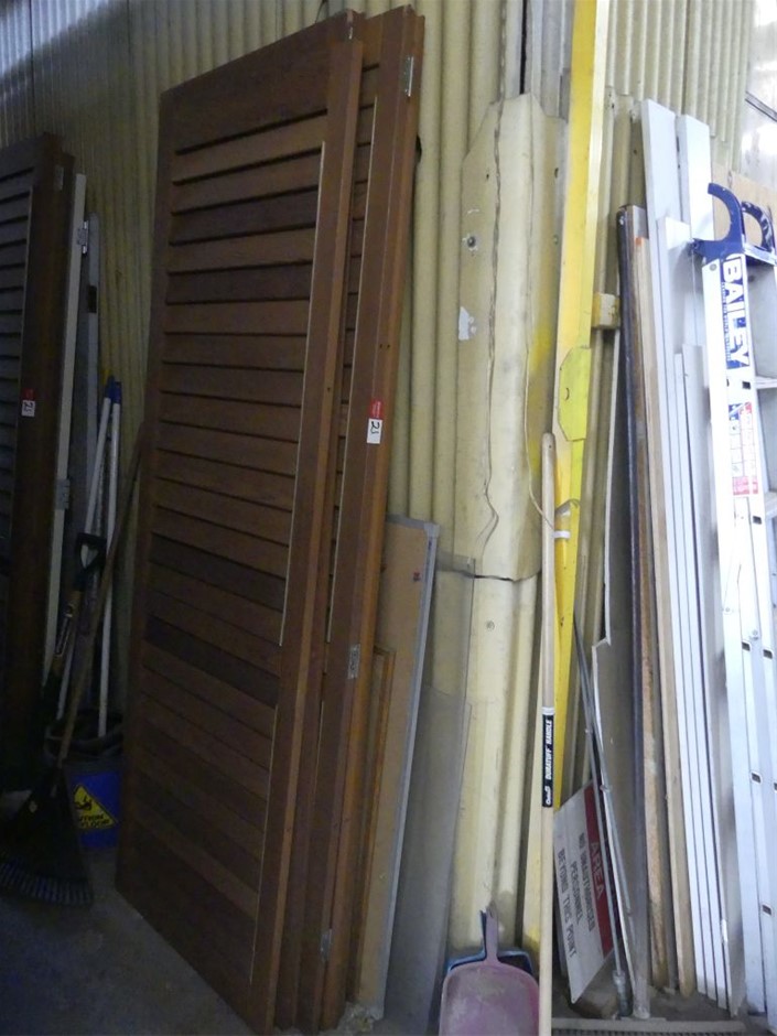 iDOO Heating Pad for Cramps, Cordless Portable with 3 Heat Levels and 3 Vib