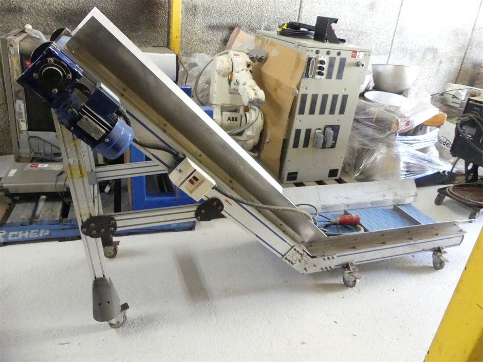 EPCOS B43564-S9458-Q2 Aluminum Electrolytic Capacitors (Lot of 6)