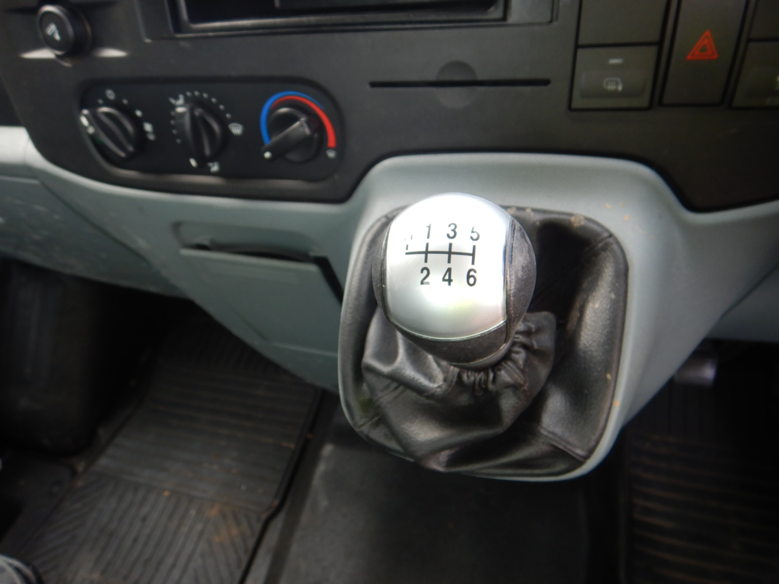 1/10 Oz 999.5 Silver Red Kangaroo & Joey 2025 Australian Bullion Merchants