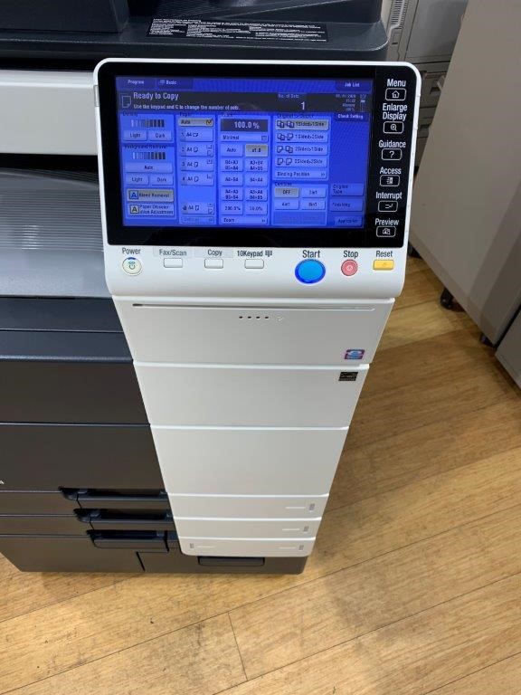 1966 Australian Round Silver 50 Cent Coin Capsule - 80% Silver