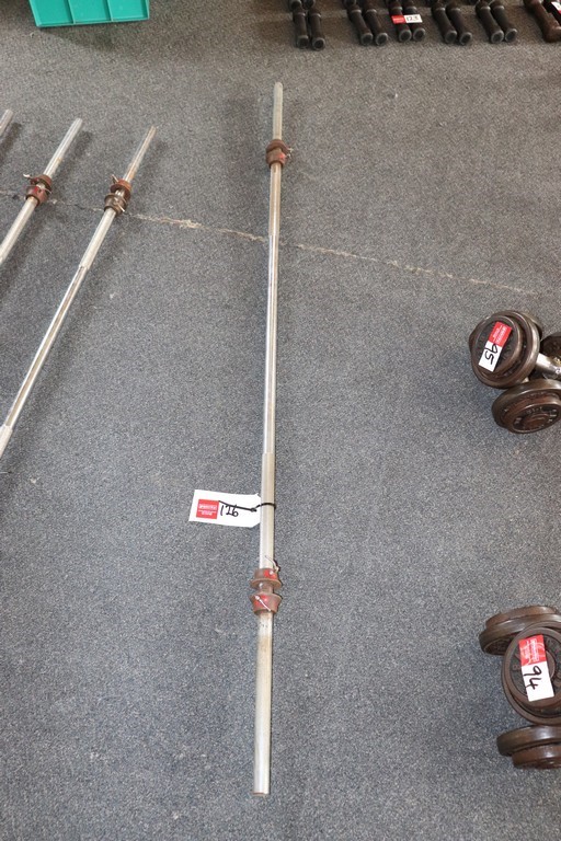 2.09 TCW White round diamond