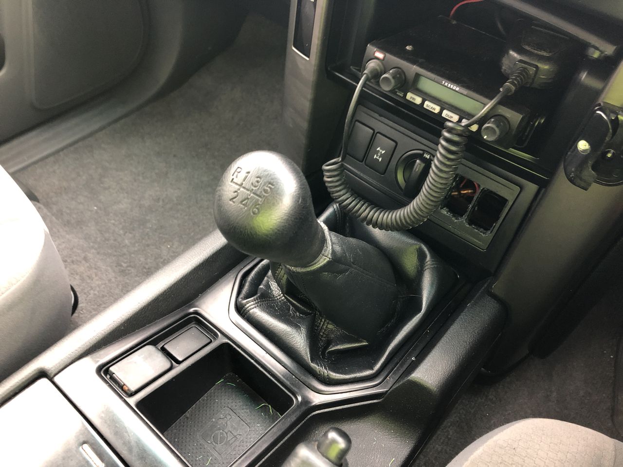 5 x REXONA Bright Bouquet Antiperspirant, 220mL (130g).