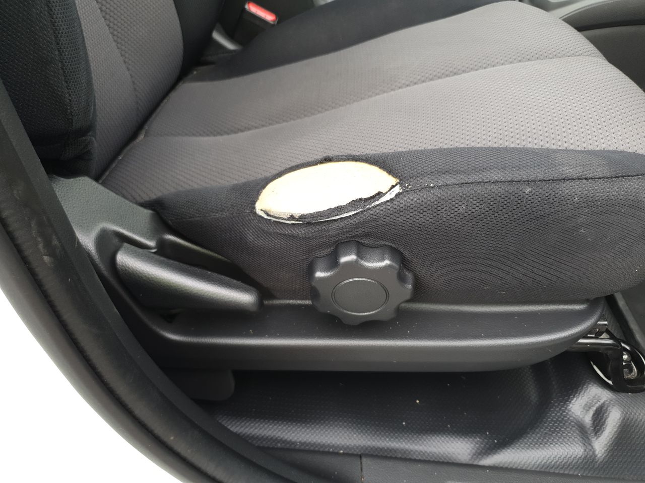 APPLAUD Wine Goblet Reusable, Clear 24 Pack x 240ml NB: Damaged box.