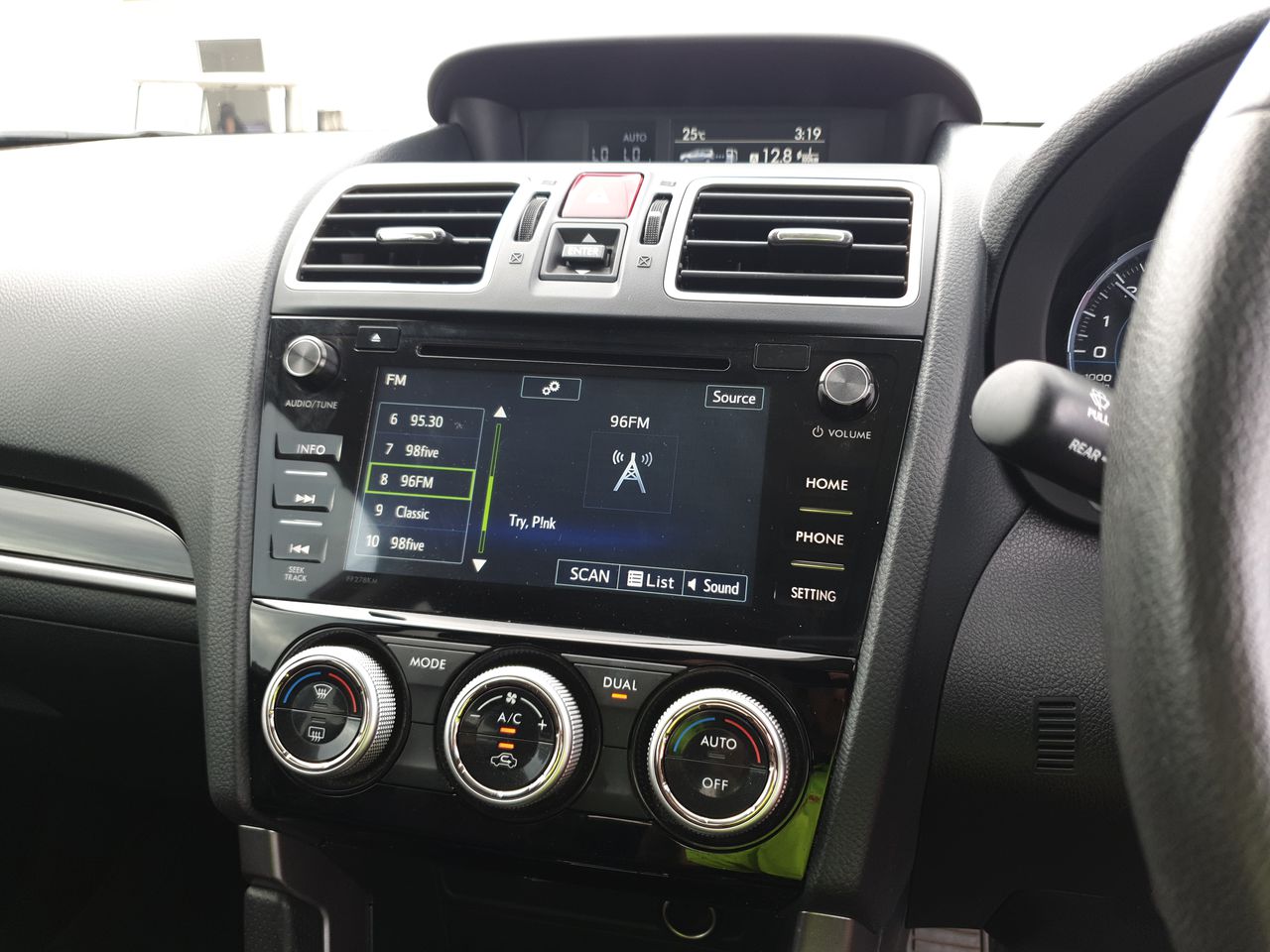 2001 BMW 320i Automatic Sedan