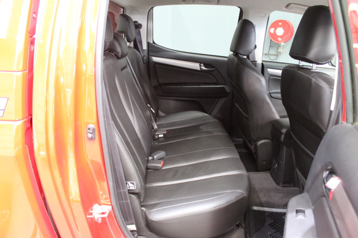 2019 Toyota Camry ASCENT HYBRID AXVH71R CVT Sedan