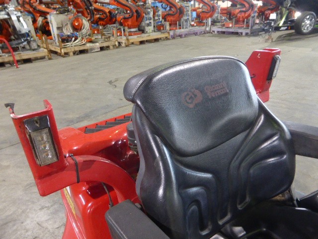 925 Sterling Silver Earrings (s925)