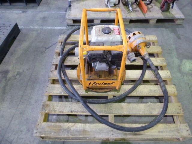 7-8mm Potato Shape Pearl with Real Platinum Plated Bracelet