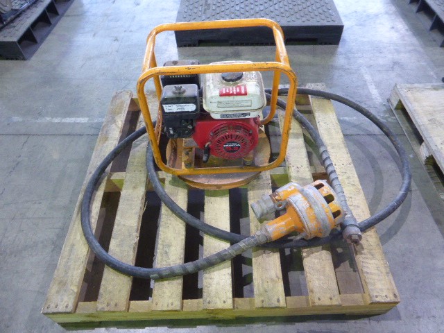 6-7mm Black Pearl & Rhinestone Real Platinum Plated Bracelet