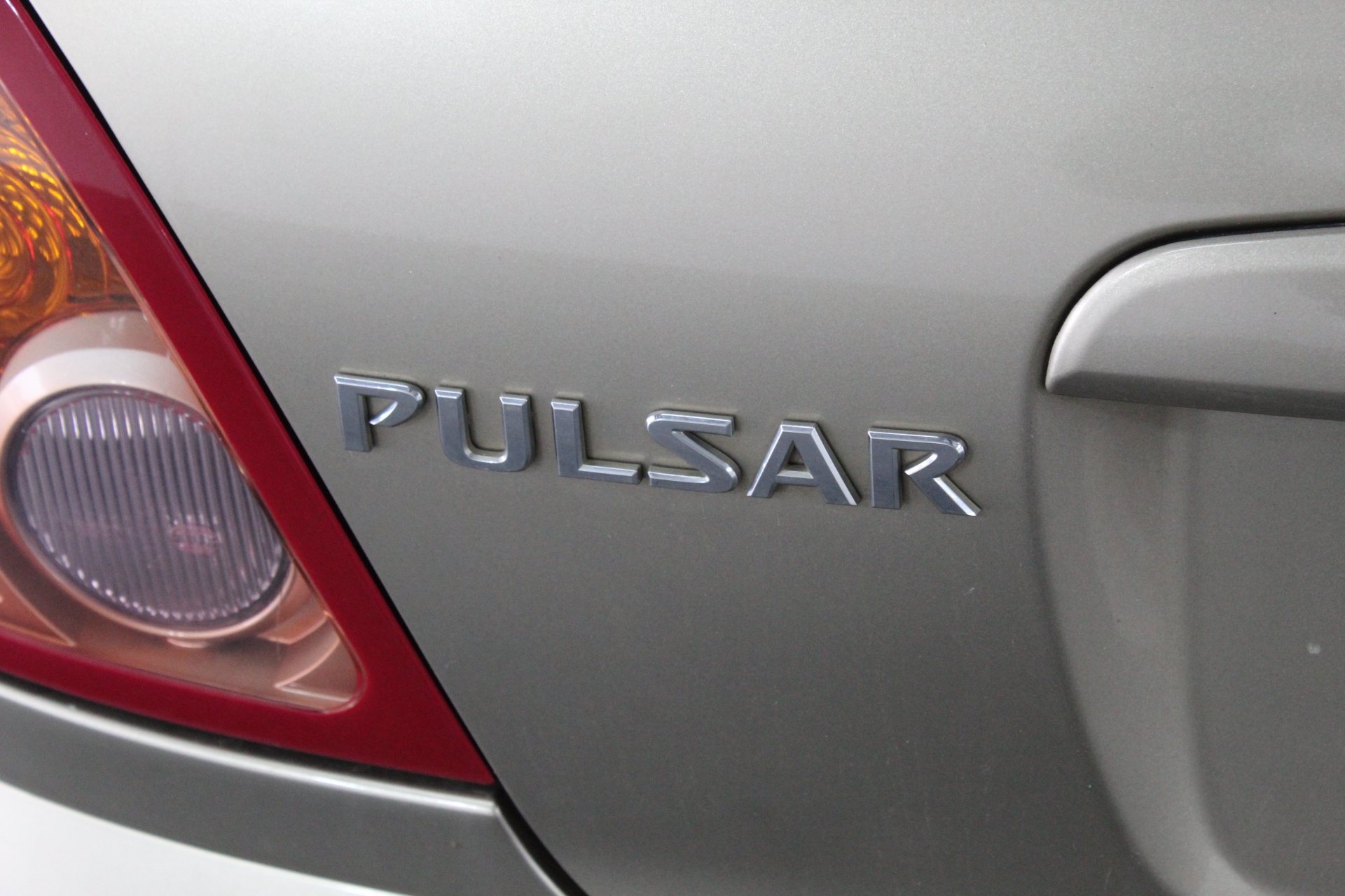 INSTANT POT Duo Cuisine 8 In 1 Cooker, 5.7L Pressure Saute Rice Steam Slow.