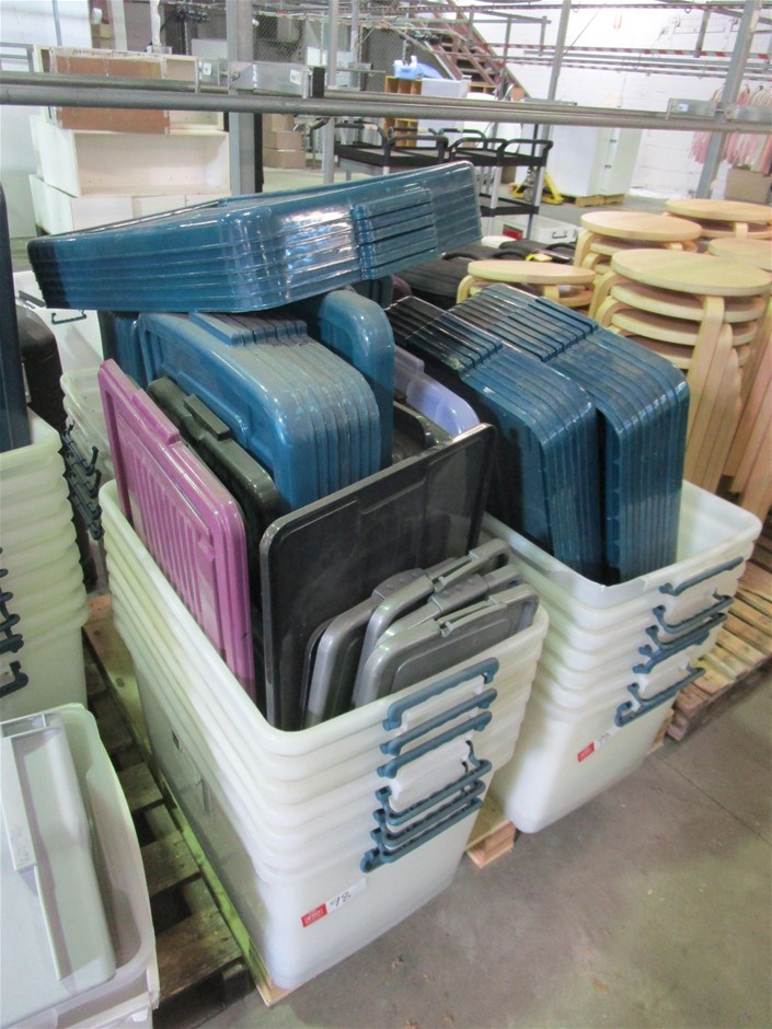 Mermade Hair Blow Dry Brush, Pink. NB: Damaged Box.