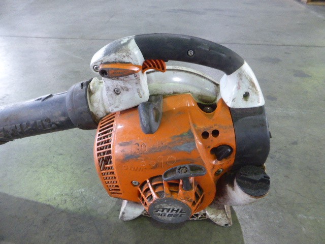 ROBOROCK QREVO Robotic Vacuum And Mop Cleaner, Model RR-QR02-03-WHT. NB: No