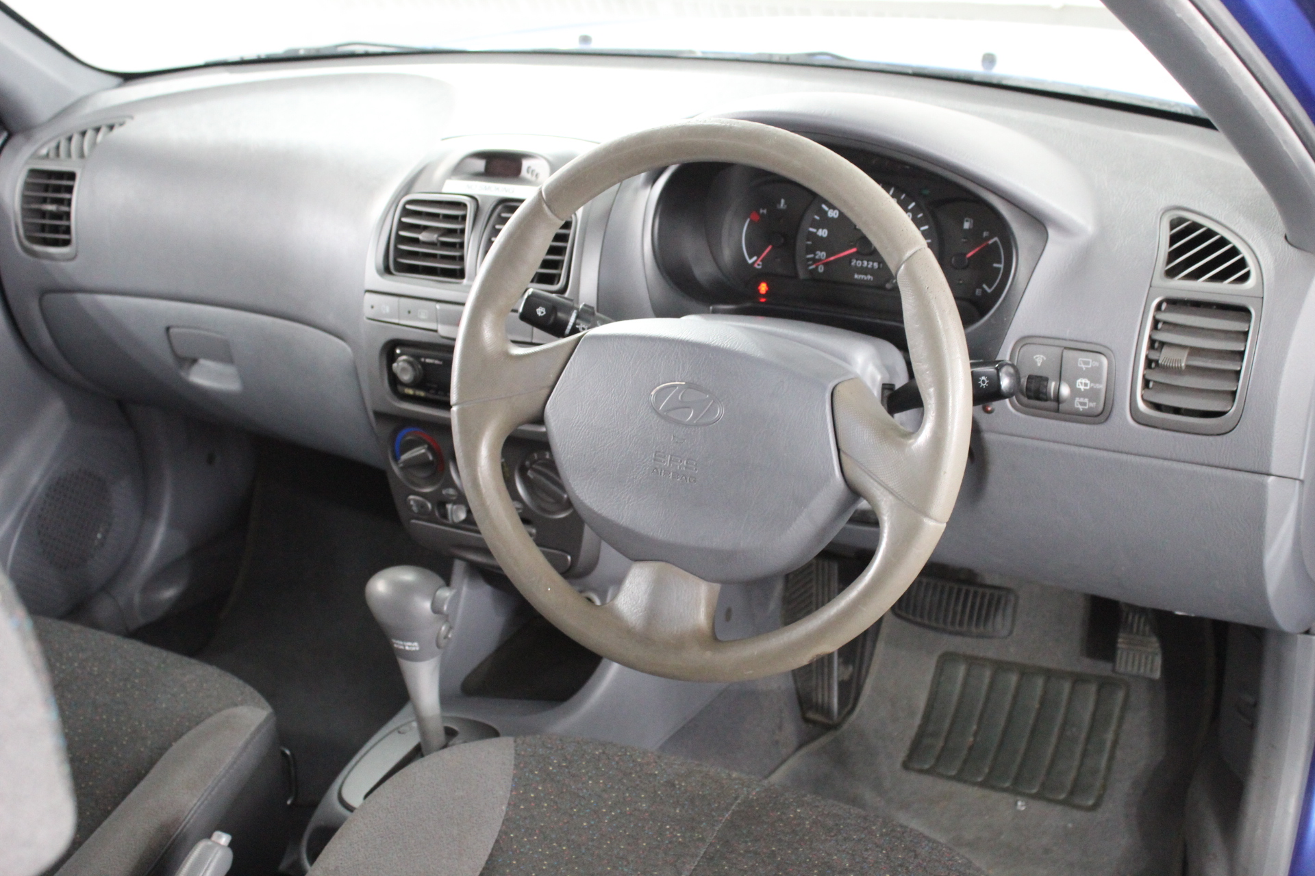 WD 2TB My Passport Portable Hard Drive, WDBWML0020BGY-WESN. NB: Minor Use,