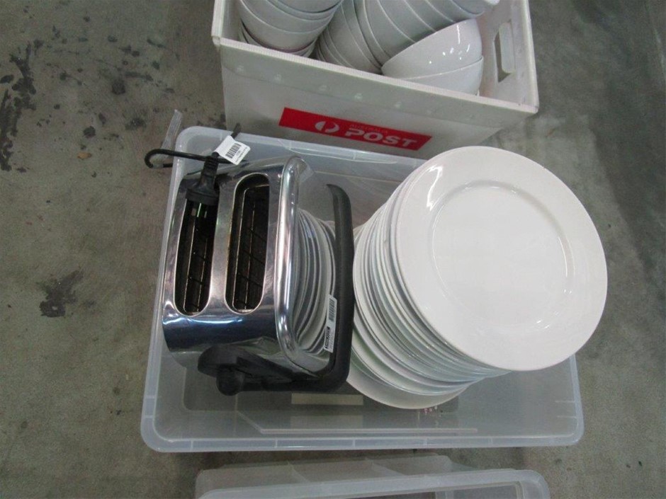 TP-LINK AC750 Dual Band WiFi Range Extender w/Fast Ethernet Port.