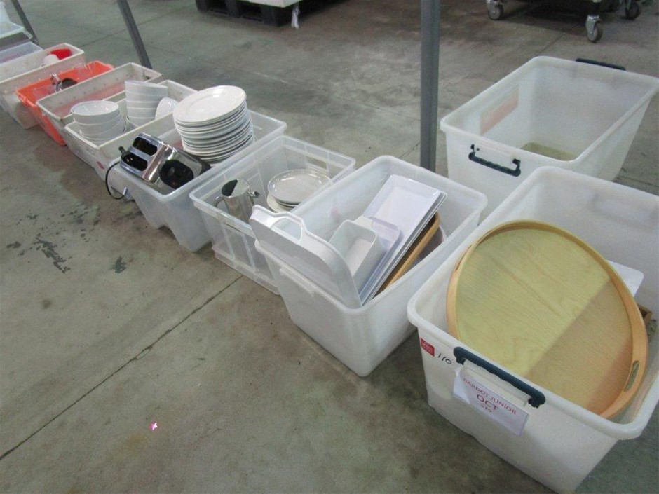 TP-LINK AC750 Dual Band WiFi Range Extender w/Fast Ethernet Port.