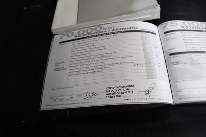 Duchesse De Paris Brut Blanc De Blancs NV (6x 750mL), France.