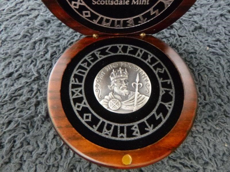 Lindeman's Bin 85 Pinot Grigio (6x 750mL). SEA.