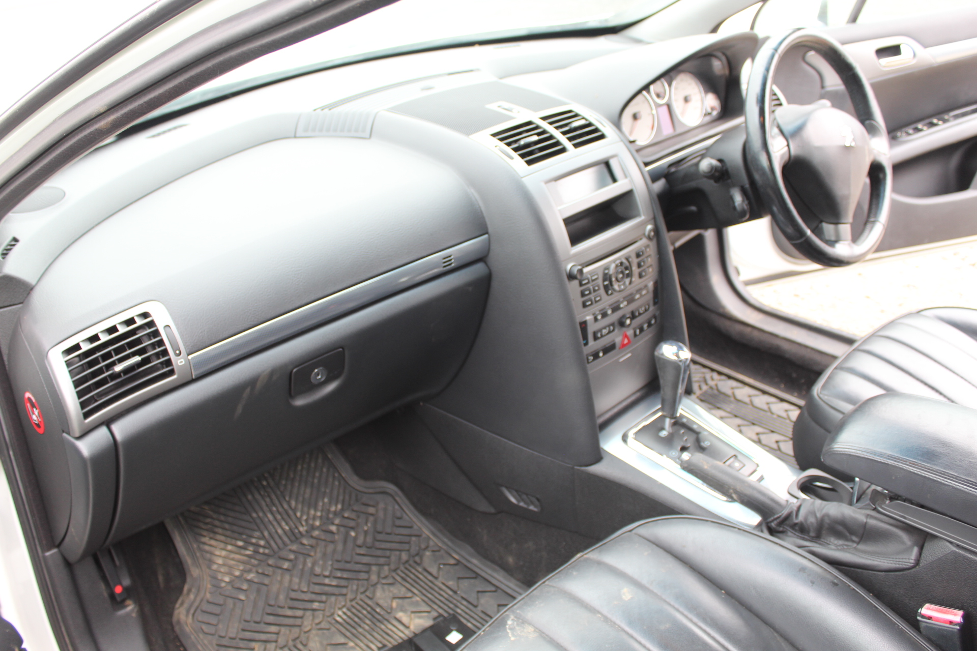 UNC 2023 $2 Vegemite Yellow RARE Coloured two dollar Coin